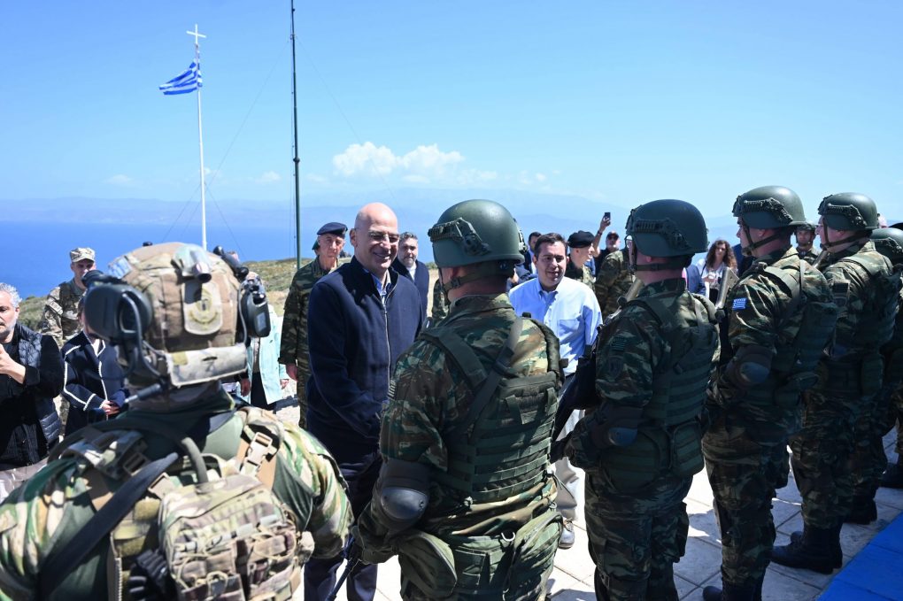 «Ξεσηκώθηκαν» πάλι τα τουρκικά ΜΜΕ: «Ο Έλληνας υπουργός Ν.Δένδιας επισκέφθηκε “κατεχόμενα” νησιά»!