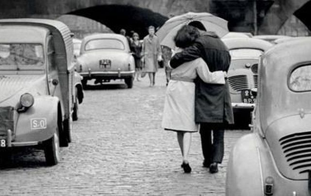 Πώς βγήκε η έκφραση «το ζευγαράκι της Αγίας Παρασκευής»;