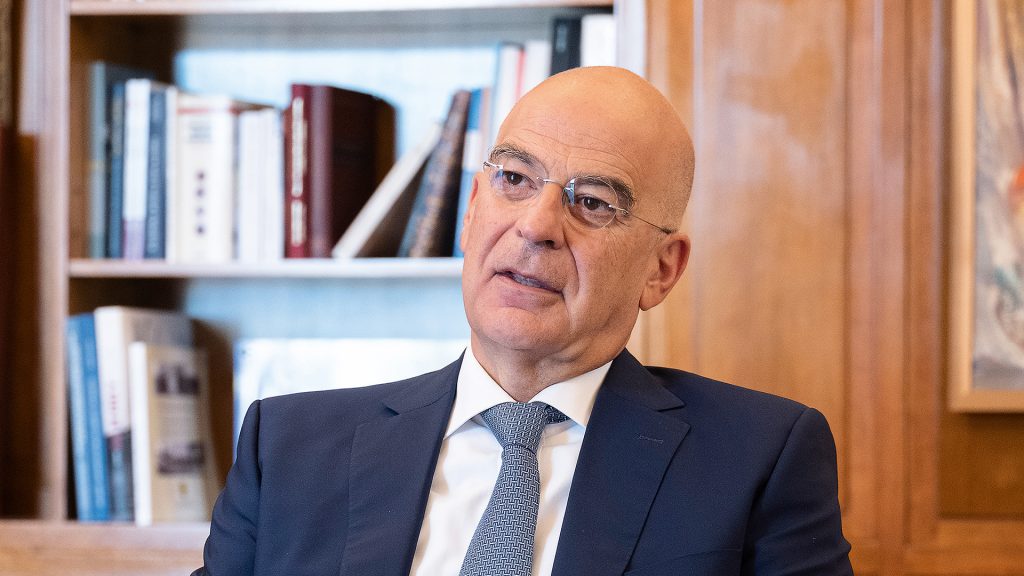 Ν.Δένδιας: «Η Δημοκρατία δεν είναι δεδομένη, καθήκον και ευθύνη όλων μας να την περιφρουρήσουμε»
