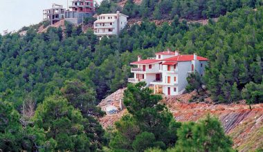 Αυθαίρετα: Ποια η διαδικασία για τους ιδιοκτήτες ακινήτων και πώς υπολογίζονται τα πρόστιμα
