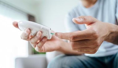 Ο ΕΟΦ προειδοποιεί για για απομίμηση μετρητή γλυκόζης που πωλείται μέσω διαδικτύου