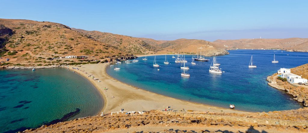 Κύθνος: Το νησί των 100 παραλιών που αποτελεί τον ιδανικό καλοκαιρινό προορισμό (βίντεο)
