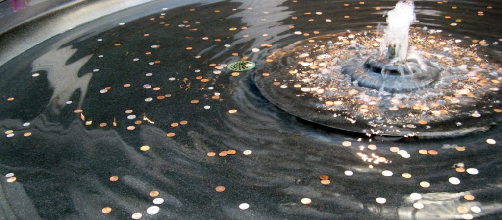 Αυτό το γνωρίζατε; – Γιατί πετάμε κέρματα στα σιντριβάνια;