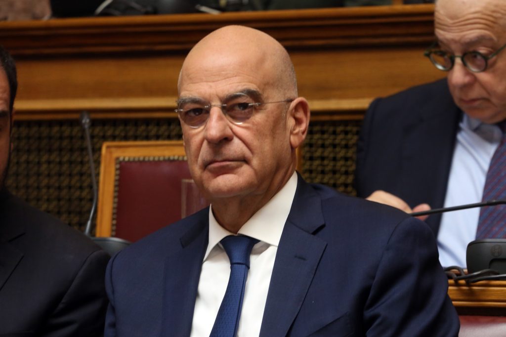 «Καρφιά» Δένδια: «Οι Έν.Δυνάμεις προστατεύουν την εθνική κυριαρχία, δεν διαπραγματεύονται – Αυτό το κάνει το ΥΠΕΞ»