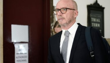 Πολ Χάγκις: Ο βραβευμένος με Όσκαρ σκηνοθέτης απαλλάχθηκε από τις κατηγορίες βιασμού