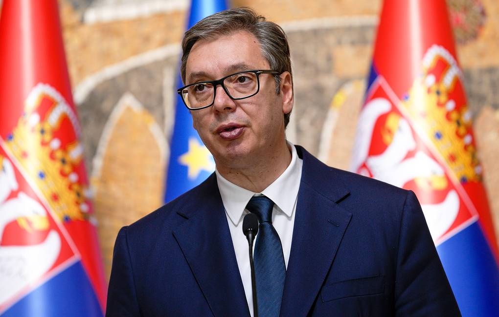 Α.Βούτσιτς: Aναγκαστική προσγείωση για το αεροσκάφος του Σέρβου προέδρου ενώ κατευθυνόταν στη Μόσχα