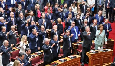 Αυτοί είναι οι δημοφιλέστεροι βουλευτές της Νέας Δημοκρατίας – Ποιοι κινδυνεύουν να μείνουν εκτός Βουλής