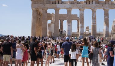 Τουρίστες για Αθήνα: «Βρώμα, έλλειψη υποδομών και πρασίνου» – «Καίγεται» η πρωτεύουσα ως προορισμός