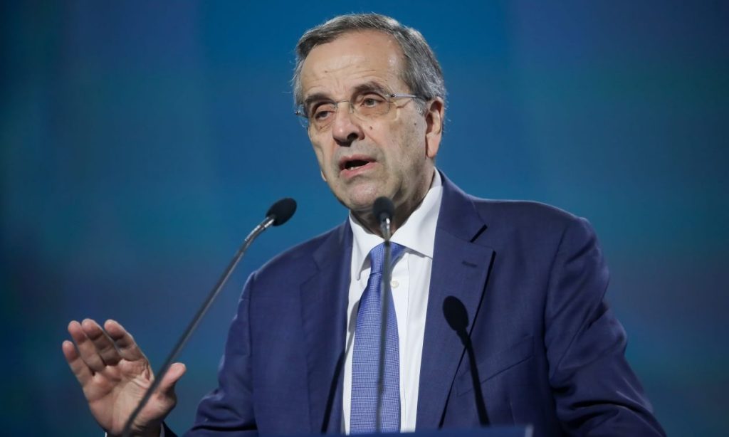Α.Σαμαράς κατά Κ.Μητσοτάκη για την ανύπαρκτη εξωτερική πολιτική: «Σε όλους λες “ότι πείτε” και χαμογελάς»