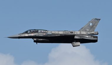 Πιλότοι της 343Μ μιλάνε για πρώτη φορά για τα F-16 Viper και τις δυνατότητες της «Οχιάς»: (βίντεο)