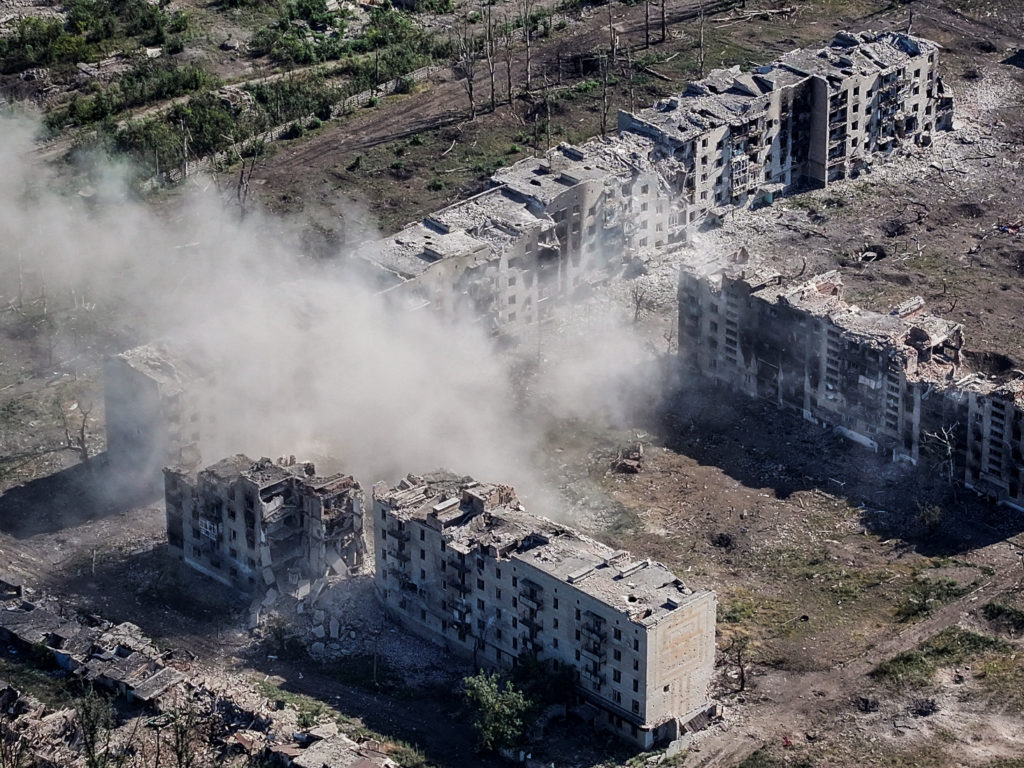 Οι Ρώσοι κατέλαβαν το 95% του Τσάσιβ Γιαρ: Η μάχη για την Κονσταντινόβκα αρχίζει τον Ιούλιο