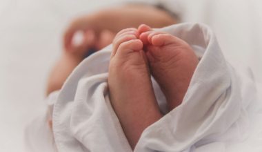 Σε αναμονή για τις ιστολογικές εξετάσεις του βρέφους που εντοπίστηκε νεκρό στην Πάρο 