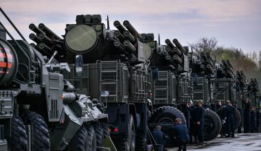 Ο Β.Πούτιν ανακοίνωσε ότι η ρωσική αεράμυνα έχει καταρρίψει 80.000 στόχους ενώ θα δημιουργηθεί νέος «θόλος»