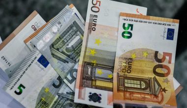 Επικουρικές συντάξεις: Δείτε πώς προκύπτουν τα αναδρομικά – Ποιοι θα τα λάβουν χωρίς αίτηση