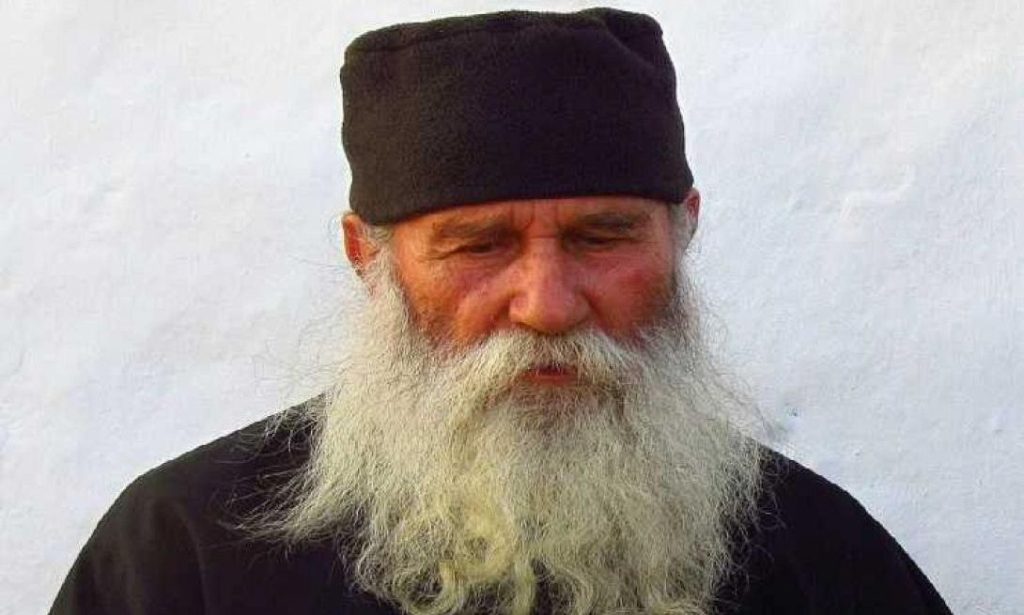«Θα πίνετε καφέ και θα ακούσετε ότι οι Εβραίοι χτύπησαν τα πυρηνικά της Περσίας»: Tι είχε πει ασκητής στην Κρήτη