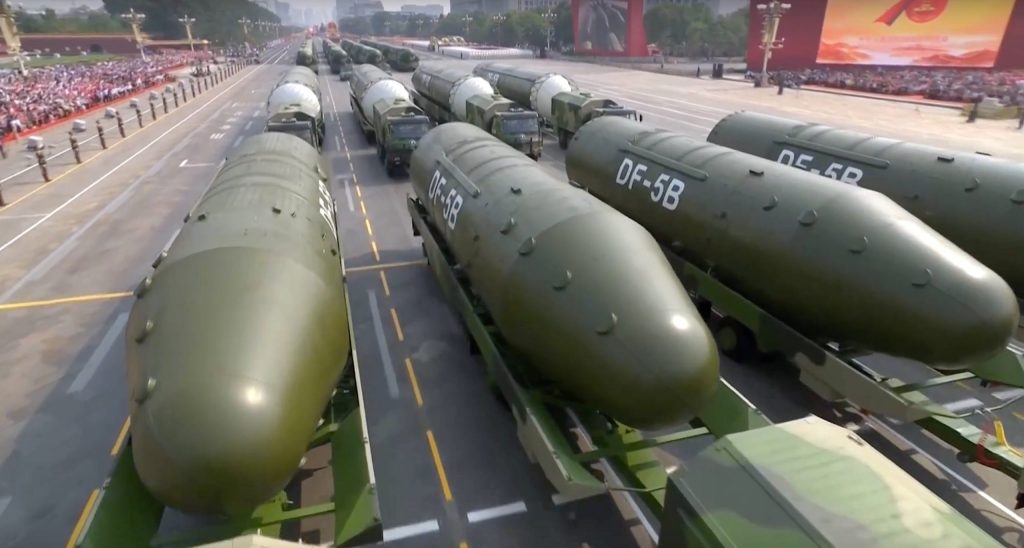 Ο νέος κινεζικός διηπειρωτικός πύραυλος DF-5B με ισχύ πυρηνικής κεφαλής όσο 200 φορές η βόμβα της Χιροσίμα