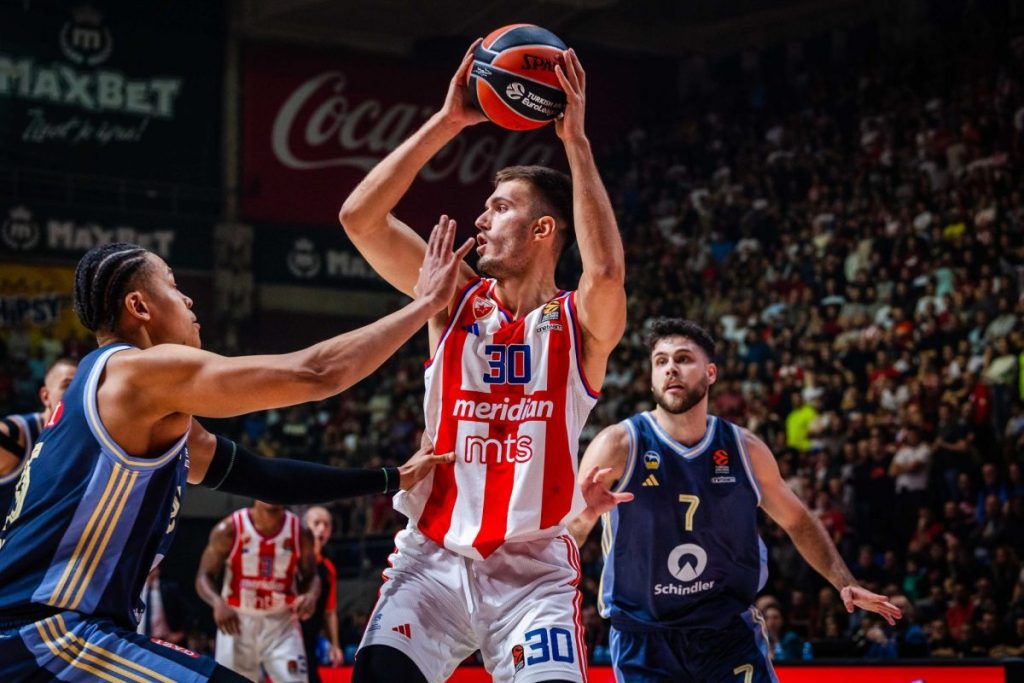 Δεν επιθυμεί την επιστροφή του στον Ολυμπιακό ο Φ.Πετρούσεφ λόγω του Γιώργου Μπαρτζώκα
