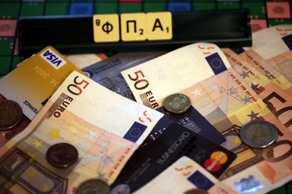 Οι επιχειρήσεις που μπορούν να απαλλαγούν από τον ΦΠΑ για συναλλαγές έως 100.000 ευρώ – Δείτε παραδείγματα