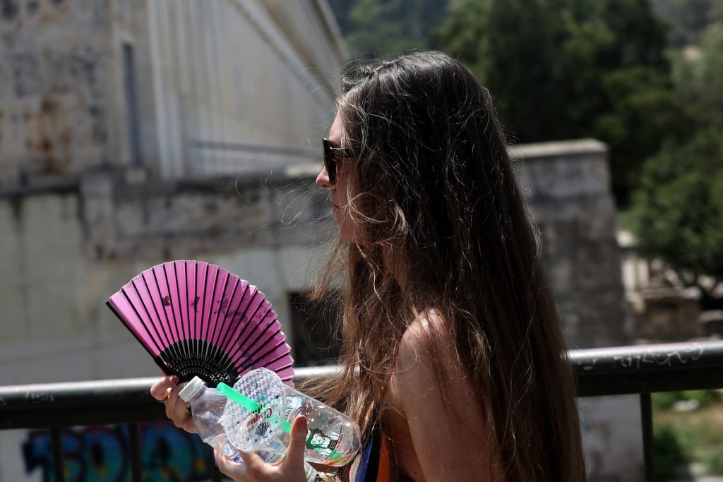 Θα «βράσουμε»: «Έρχεται» νέο κύμα καύσωνα – Πού θα ξεπεράσει τους 42°C