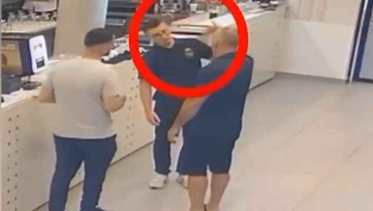 Σάλος στην Αλβανία: Ξυλοδαρμός 18χρονου σερβιτόρου για ένα μπουκαλάκι νερό (βίντεο)