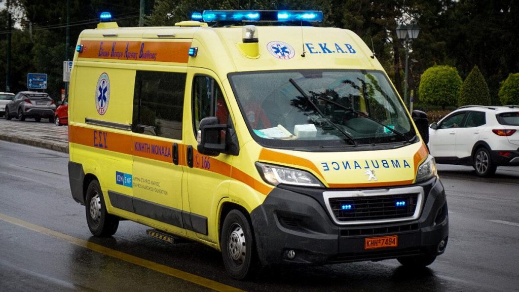 Αστικό λεωφορείο συγκρούστηκε με ΙΧ στη Λεωφόρο Συγγρού: Τουλάχιστον 6 τραυματίες