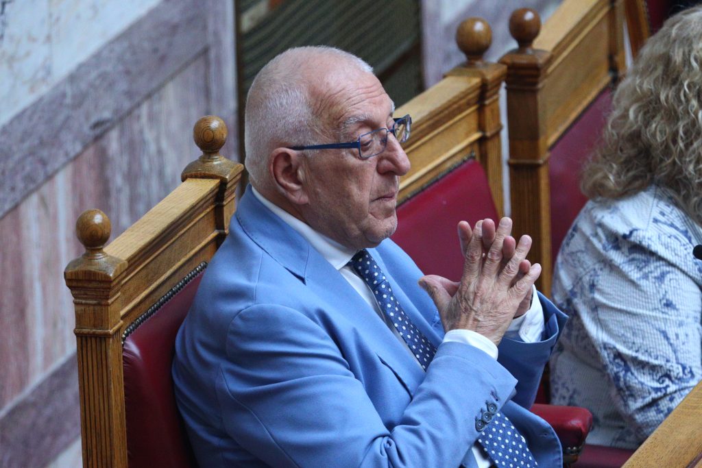 Δεν δέχεται έκτακτη σύγκληση της Διάσκεψης των Προέδρων ο N.Κακλαμάνης