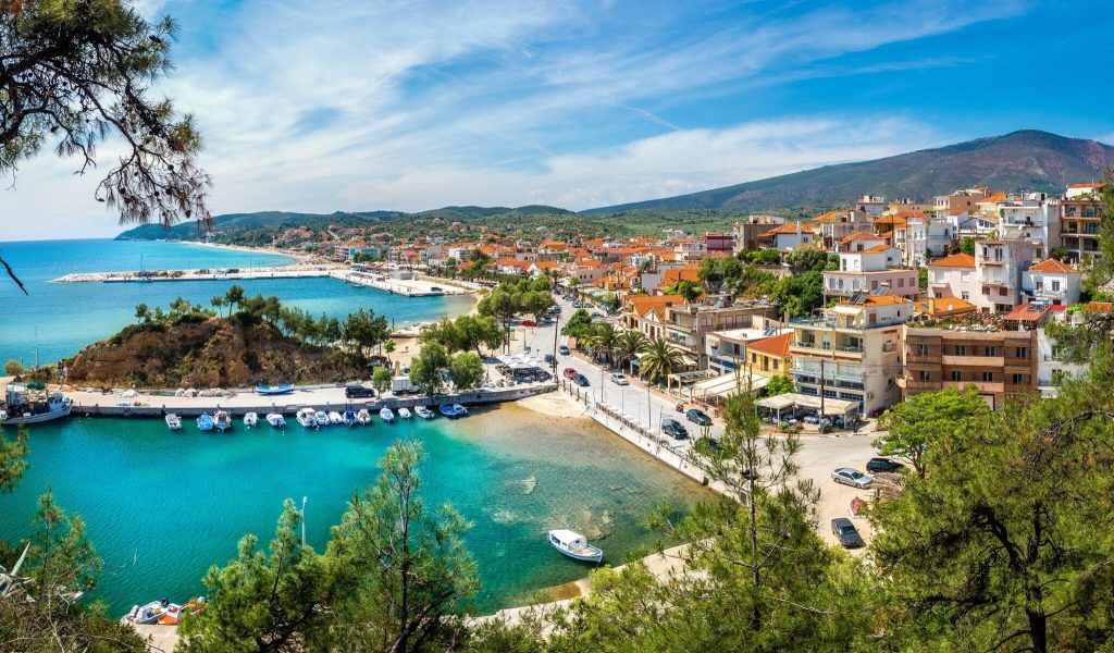Αυτά είναι τα πιο φθηνά ελληνικά νησιά για διακοπές τον Αύγουστο