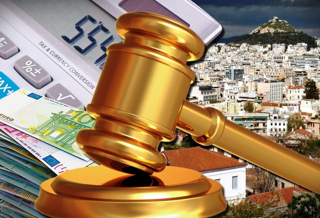 «Έρχεται» μπαράζ πλειστηριασμών: Η ΑΑΔΕ βγάζει στο «σφυρί» διαμερίσματα, αποθήκες και οικόπεδα από 975 ευρώ