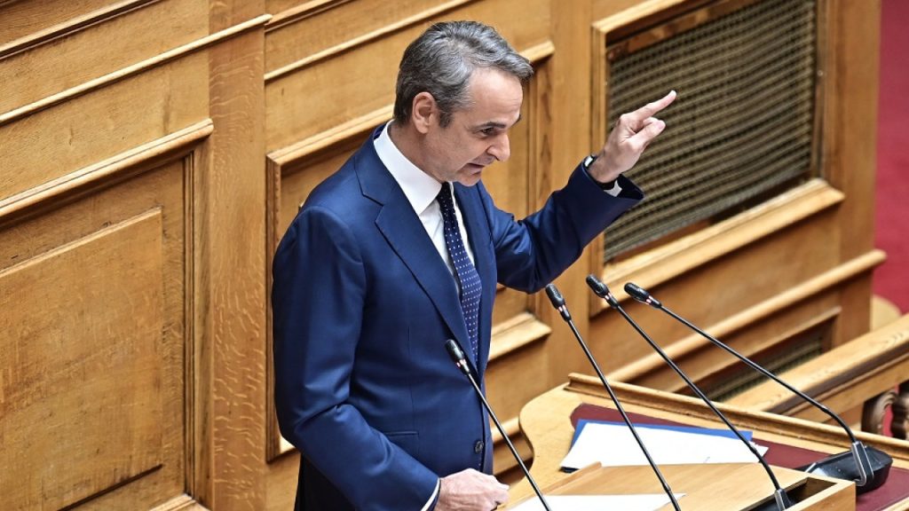 «Μαστίγιο» Μητσοτάκη στους διαφωνούντες της ΚΟ: «Κατάπιαν» και την επιστολική ψήφο
