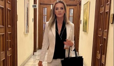 «Της Ποπάρας»: Το τραγούδι μέσω AI για την… αγρότισσα Καλλιόπη Σεμερτζίδου και τις επιδοτήσεις (βίντεο)