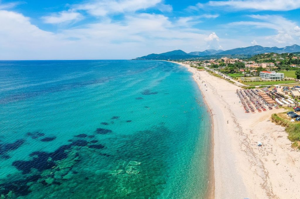 Κι όμως η μεγαλύτερη παραλία στην Ευρώπη είναι ελληνική: Έχει μήκος 25 χιλιόμετρα (βίντεο)