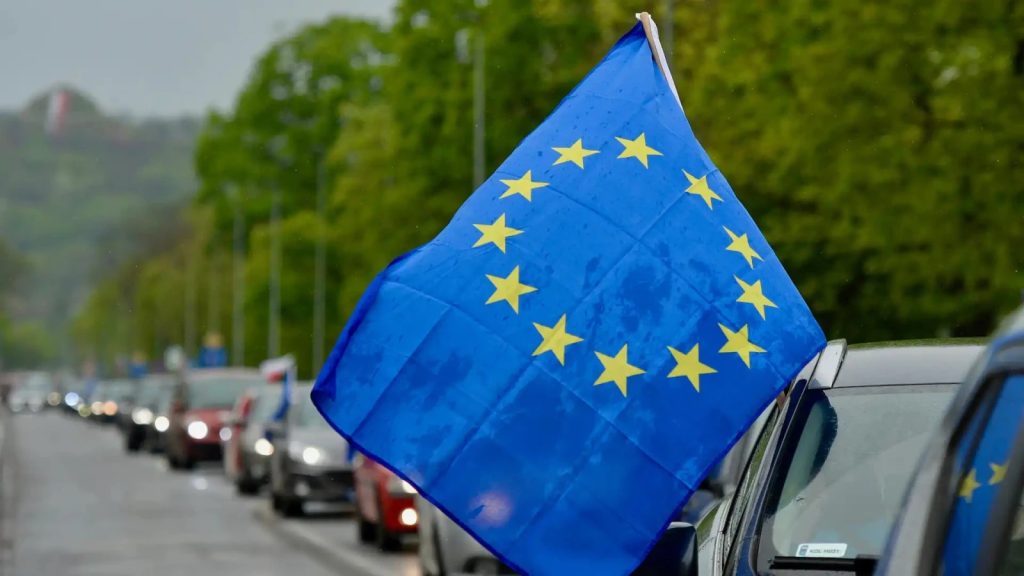 Οι Ευρωπαίοι κατασκευαστές ζητούν επανεξέταση των στόχων CO₂ για τα αυτοκίνητα