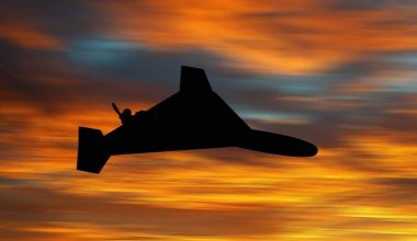Σαρωτικοί βομβαρδισμοί από 500 ρωσικά drones-καμικάζι κατά της Ουκρανίας (βίντεο)