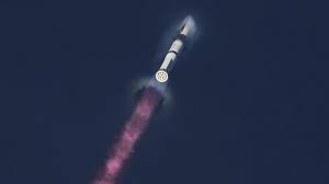 SpaceX: Ολοκληρώθηκε με επιτυχία η 10η δοκιμαστική πτήση του γιγαντιαίου πυραύλου Starship (βίντεο)