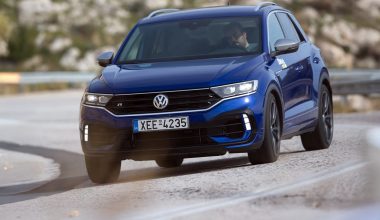 Volkswagen T-Roc R: Επιστρέφει υβριδικό με εκρηκτικές επιδόσεις