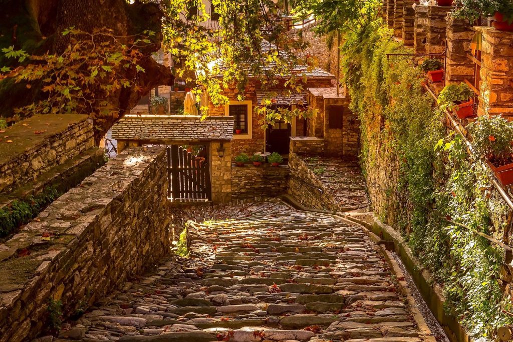 Ιδανικοί φθινοπωρινοί προορισμοί για να μπεις σιγά σιγά στο κλίμα μετά τις διακοπές