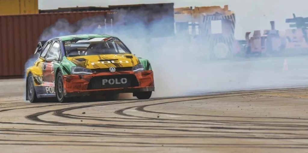 Το Volkswagen Polo γύρισε το δικό του Gymkhana (βίντεο)