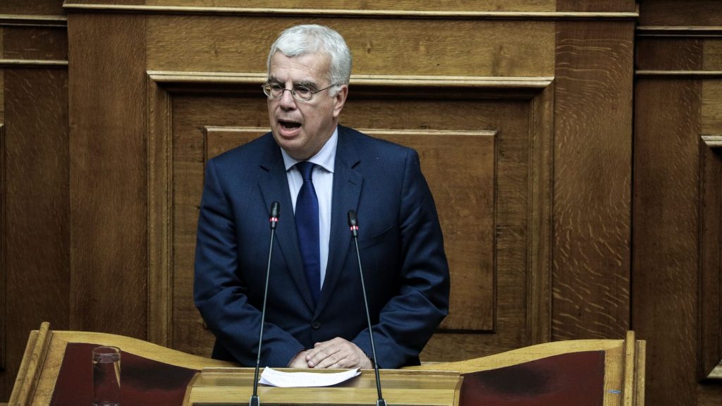 Σ.Σιμόπουλος: Aπειλεί να καταψηφίσει στη Βουλή νομοθετική ρύθμιση σχετικά με την ΔΕΘ