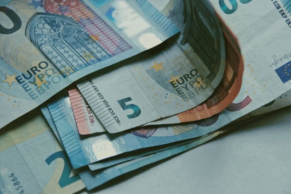 e-ΕΦΚΑ και ΔΥΠΑ: Οι πληρωμές που θα γίνουν μέχρι τις 17 Οκτωβρίου