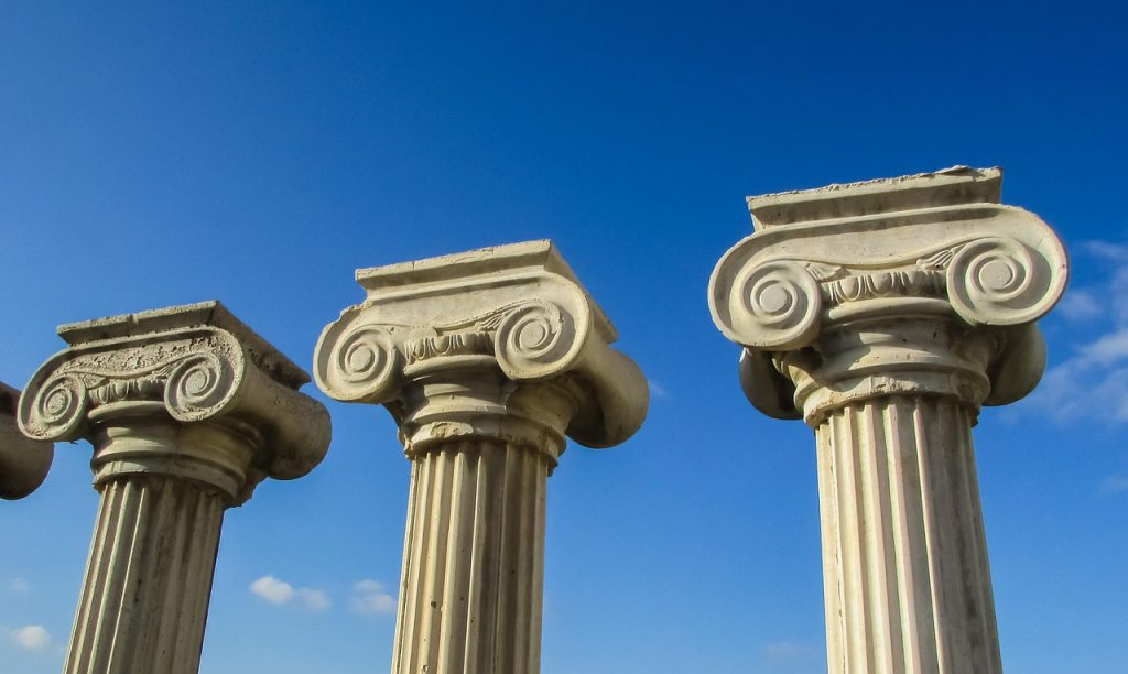 Κάτοικος του Μύνστερ της Γερμανίας είχε κλέψει κιονόκρανο – Επιστράφηκε στην Αρχαία Ολυμπία μετά από 60 χρόνια!