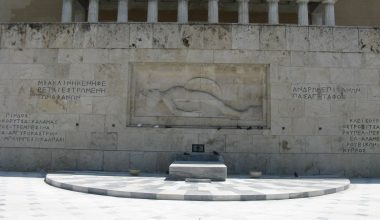Πέταξε το «μπαλάκι» στο Ν.Δένδια ο Κ.Μητσοτάκης για το Μνημείο του Αγνώστου Στρατιώτη μετά την απεργία του Π.Ρούτσι