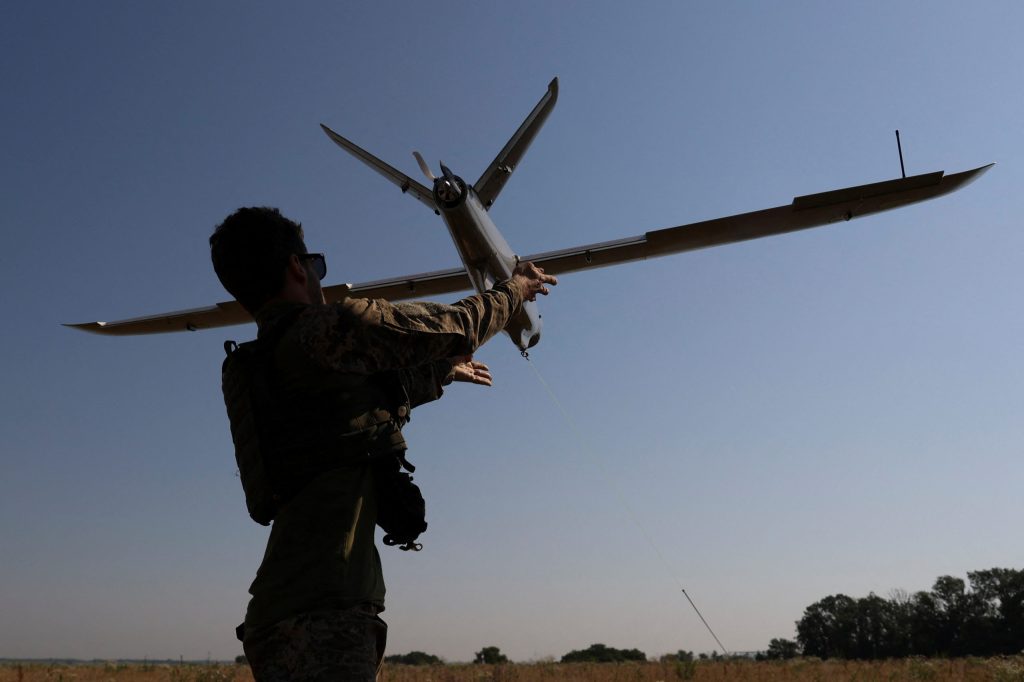 Βίντεο: Oυκρανικά drones κτυπούν ρωσική αποθήκη με φορτηγά στην περιοχή Μπέλγκοροντ