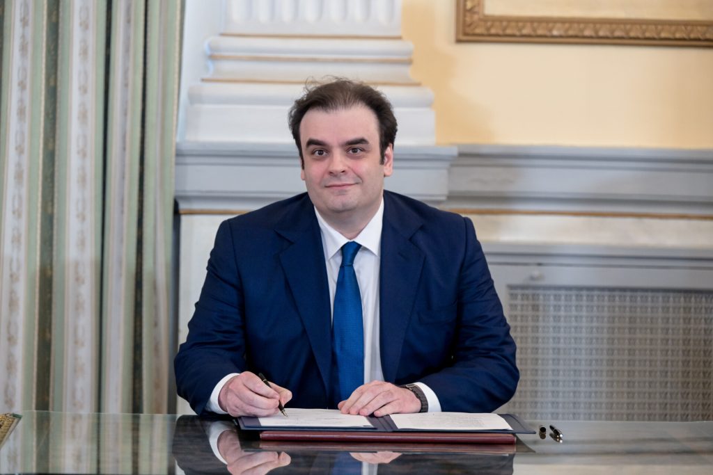K.Πιερρακάκης: «Η συνένωση ΟΠΑΠ – Allwyn αντανακλά τη δυναμική της ελληνικής οικονομίας»