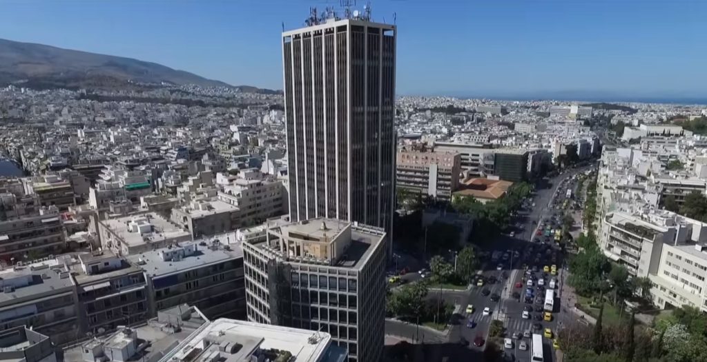 Έσβησε η φωτιά στο υπόγειο πάρκινγκ του Πύργου Αθηνών (upd)