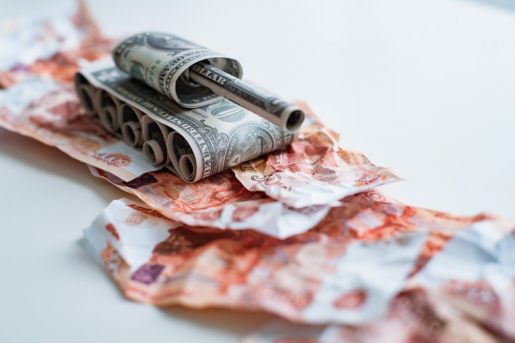 Economist: «Ο πόλεμος στην Ουκρανία θα στοιχήσει στην ΕΕ και την Βρετανία ακόμα 400 δισ. δολάρια μέχρι το 2029»!