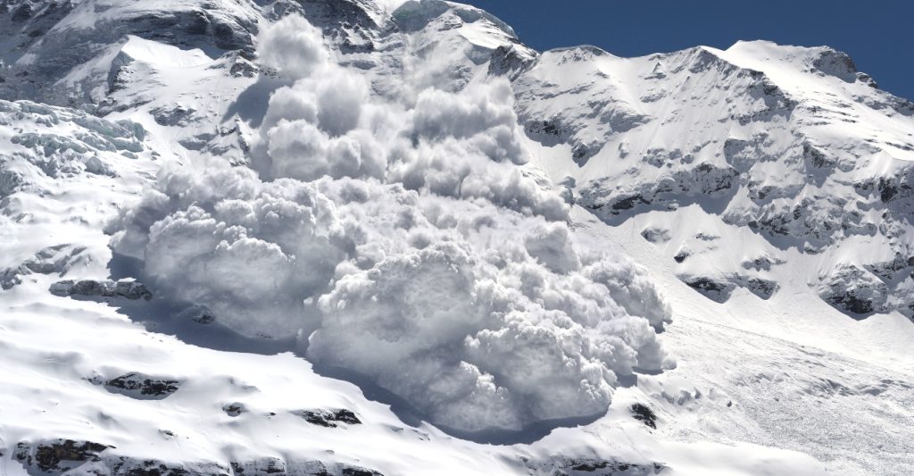 Νεπάλ: Τουλάχιστον επτά νεκροί ορειβάτες και πέντε τραυματίες από χιονοστιβάδα στο Όρος Γιάλουνγκ Ρί
