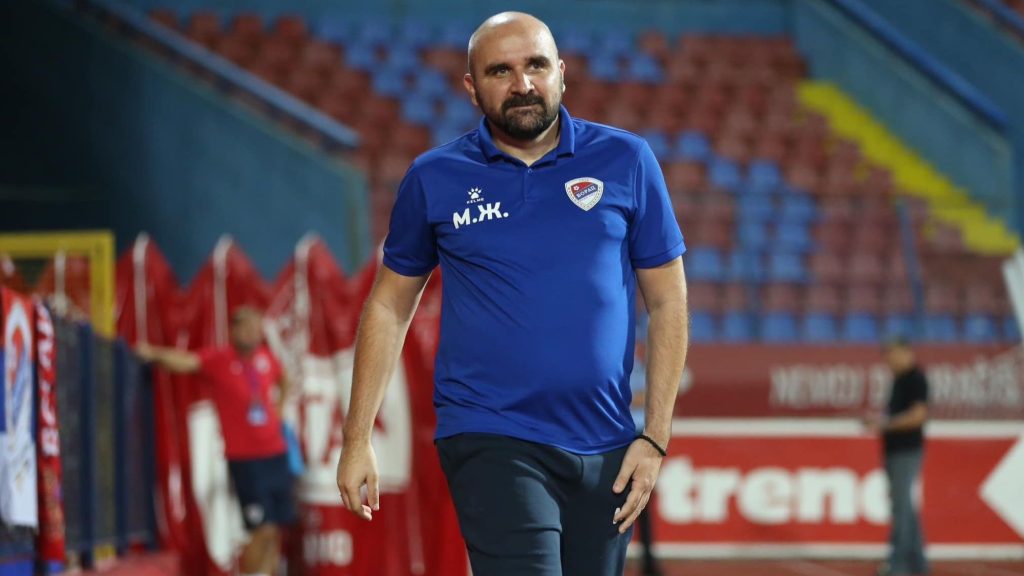 Θλίψη στη Σερβία: Πέθανε ξαφνικά ο Μλάντεν Ζίζοβιτς – Κατέρρευσαν οι παίκτες του στο άκουσμα της είδησης (βίντεο)