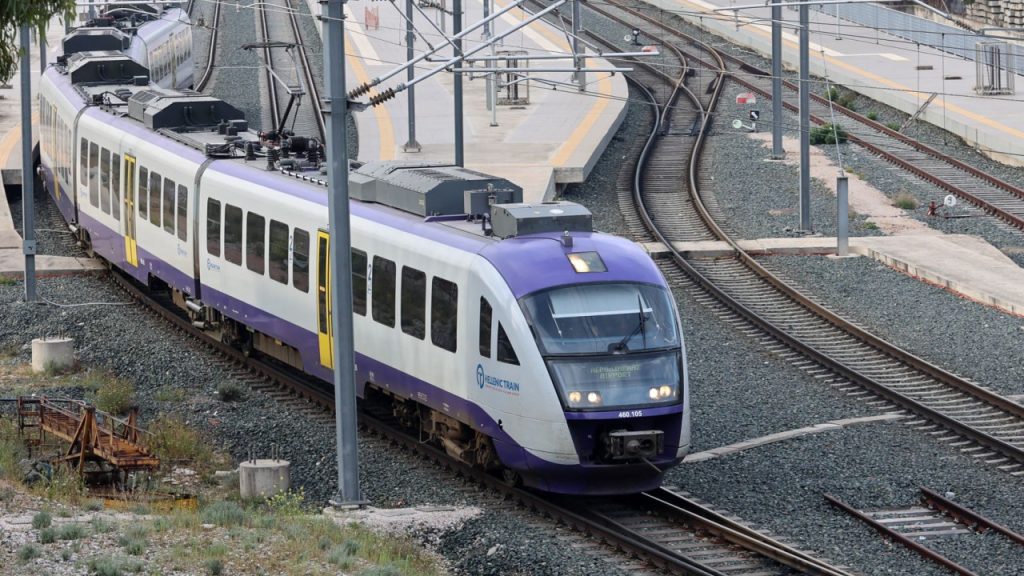 Hellenic Train: Ακινητοποιήθηκε δύο φορές τρένο με 150 επιβάτες – Εκτελούσε το δρομολόγιο «Θεσσαλονίκη-Αθήνα»