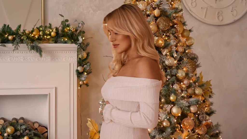 «Πλημμύρισε» από ροζ μπαλόνια το πλατό της εκπομπής της Κ.Καινούριου μετά την είδηση της εγκυμοσύνης της (βίντεο)