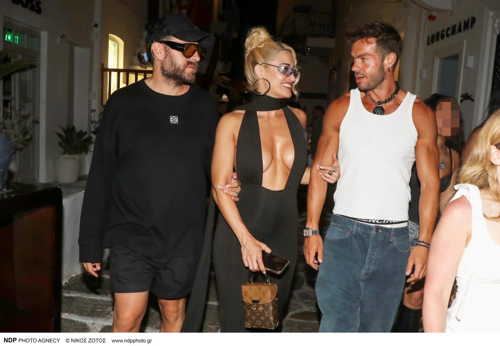 Ιωάννα Τούνη: «Ο κόσμος με αντιμετωπίζει ως κοινή πόρνη ξεφτιλισμένη» (βίντεο)